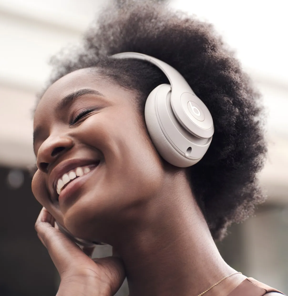 Beats Studio Pro