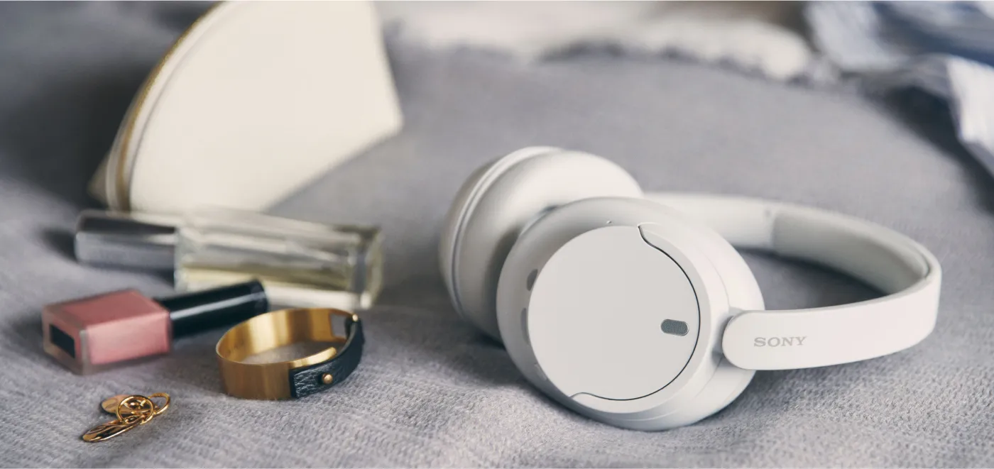 sony Sony wh-ch720n white battery: 35hours